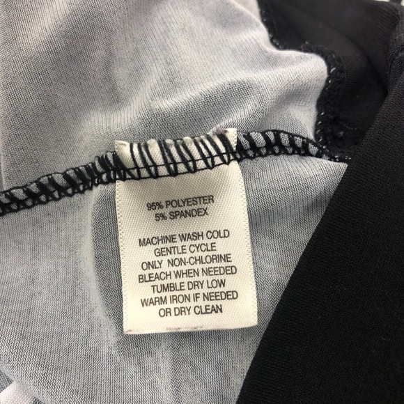 WHBM White House Black Market Bow Tie Top Small - Picture 8 of 8